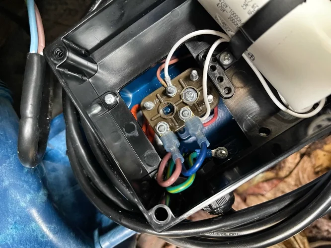 Faulty pump replaced (image 4 of 5)
