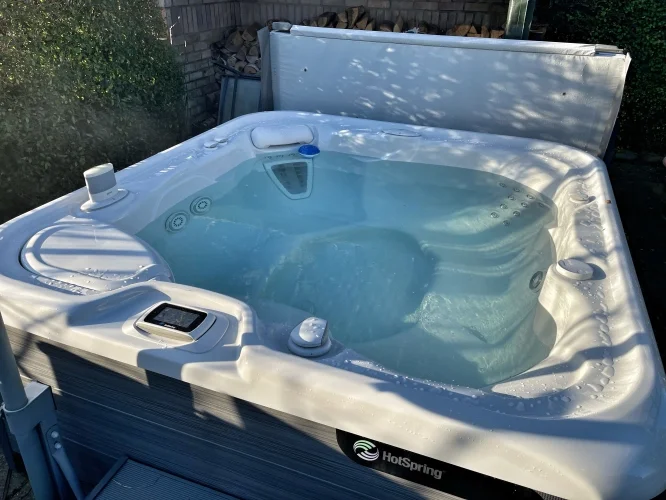 Hotspring biofilm flush & water change