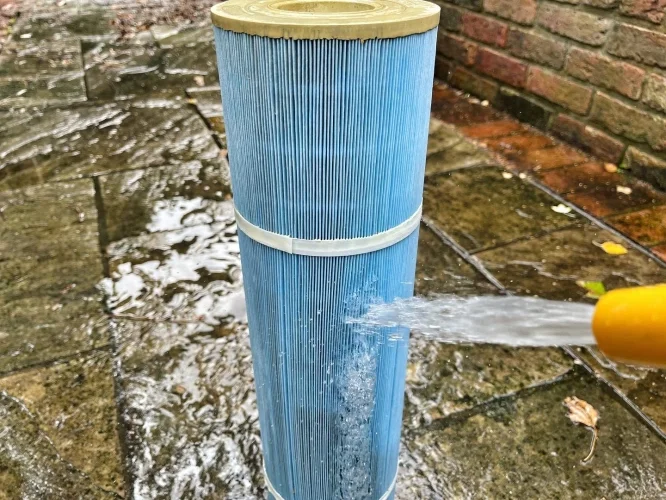 Hydropool hot tub deep clean. (image 7 of 9)