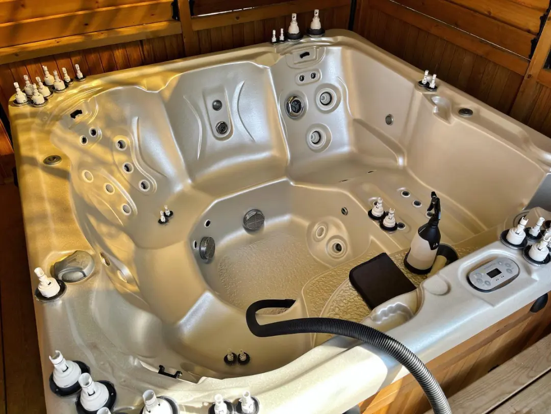Hot Tub Maintenance Maidstone, Kent