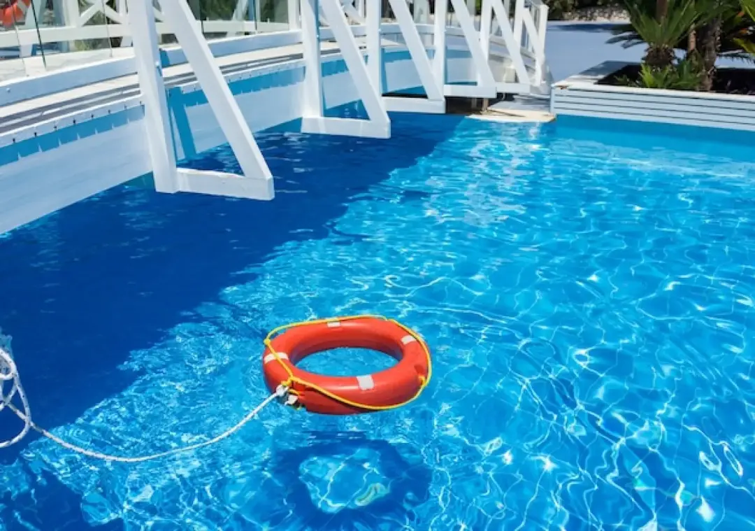 Swimming Pool Cleaning Maidstone, Kent