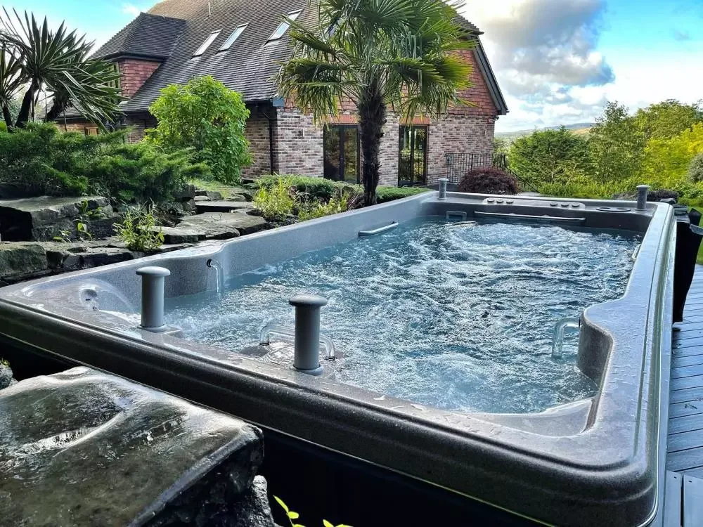 Hot Tub Specialist Maidstone, Kent